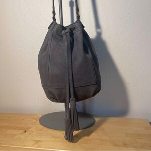 Lucky Brand Gray Leather Bucket Bag Boho Shoulder Purse Pebbled Leather Hobo